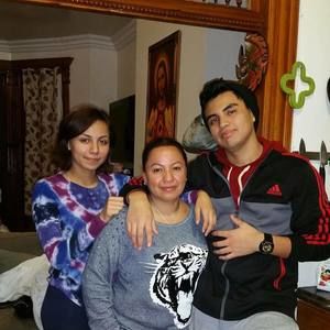 Meet your Posher, Maricela