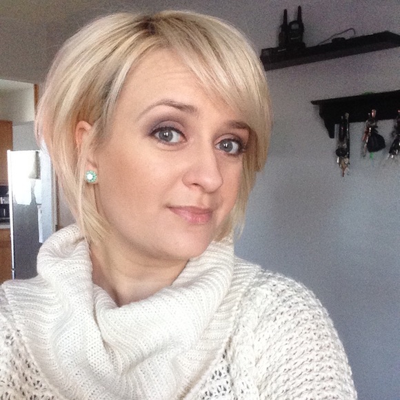 Meet your Posher, Katie - Picture 1 of 1