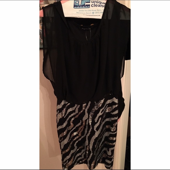 Foreign exchange dress