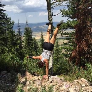 Meet your Posher, Elena