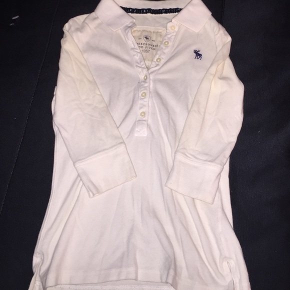 White Button partway buttondown top.
