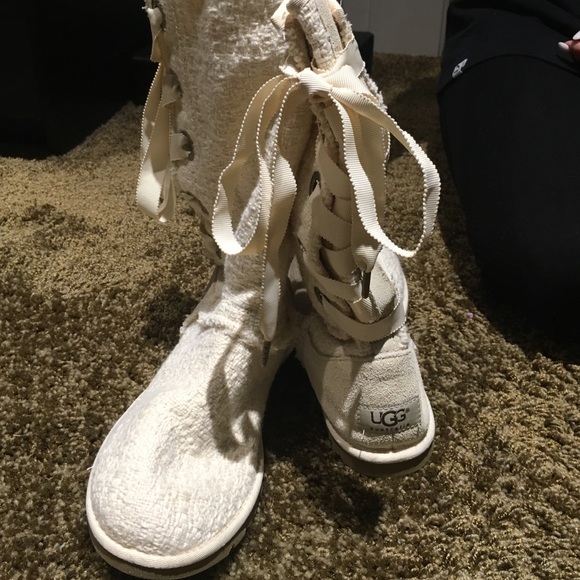 Ugg boots - Picture 1 of 2