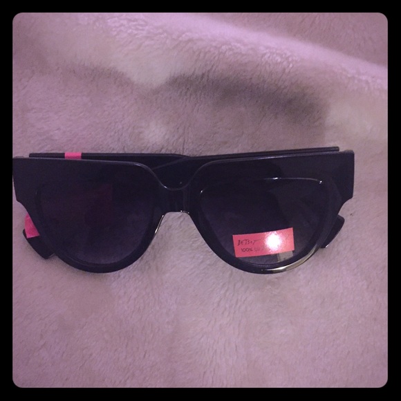 Betsey Johnson Sunglasses