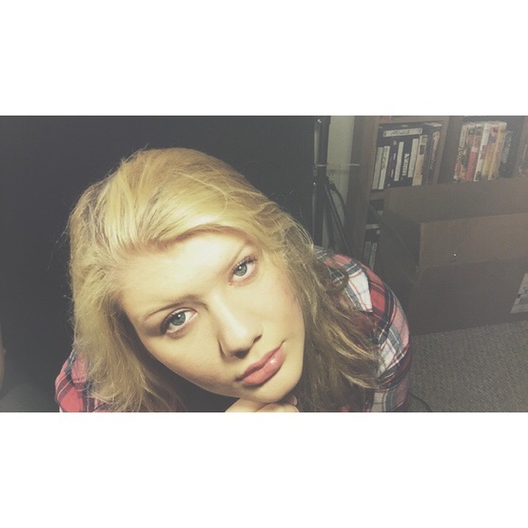 Meet your Posher, Lauryn