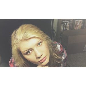 Meet your Posher, Lauryn