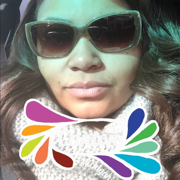 Meet your Posher, Markeytta - Picture 2 of 2