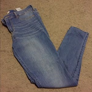 HOLLISTER JEAN LEGGING