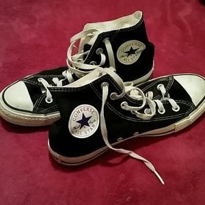 Black Hightop Converse