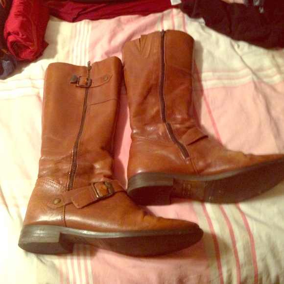 Brown knee-high Aldo boots. Size 8.