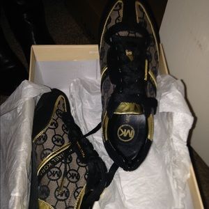 MK sneakers