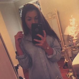 Meet your Posher, Brooke