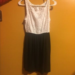 White & black part lace dress