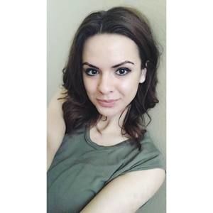 Meet your Posher, Liana