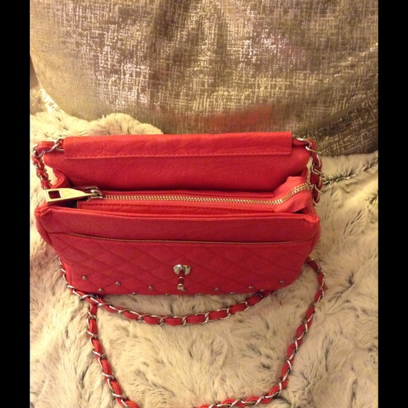 Pink handbag with silver studs. Never carried. - Picture 3 of 4