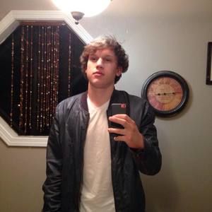 Meet your Posher, Travis