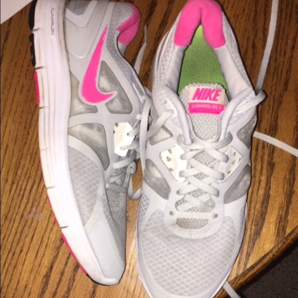 Nike Lunarglide 6. BRIGHT PINK