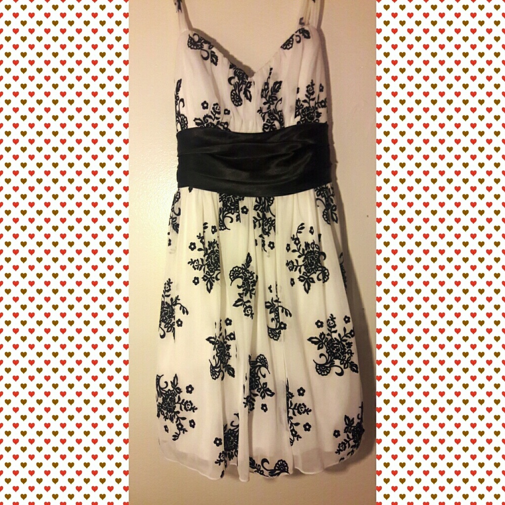 Black and white Dress