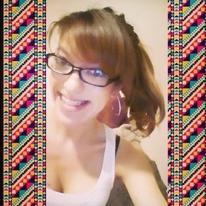 Meet your Posher, Annette