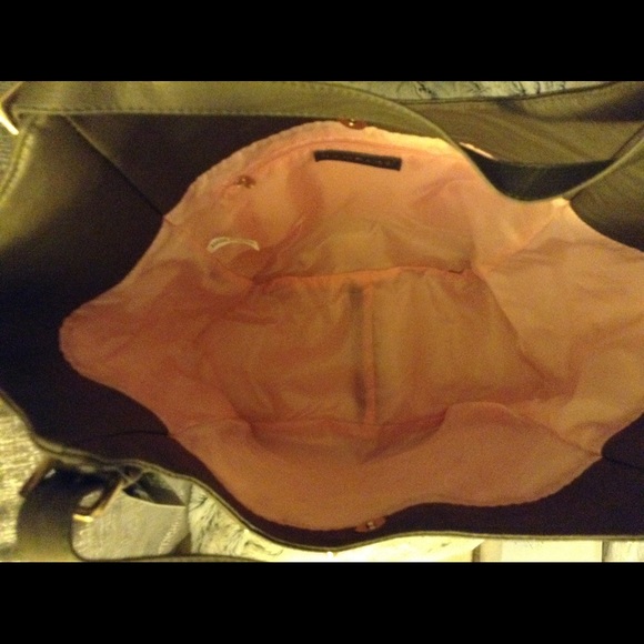 Large Rampage handbag with gold studs. - Picture 3 of 4