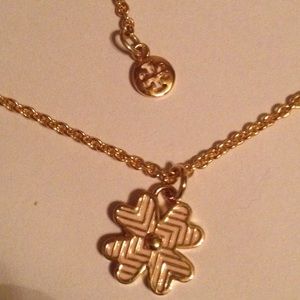 TORY BURCH "Shawn" Clover Necklace💥1 DAY SALE💥