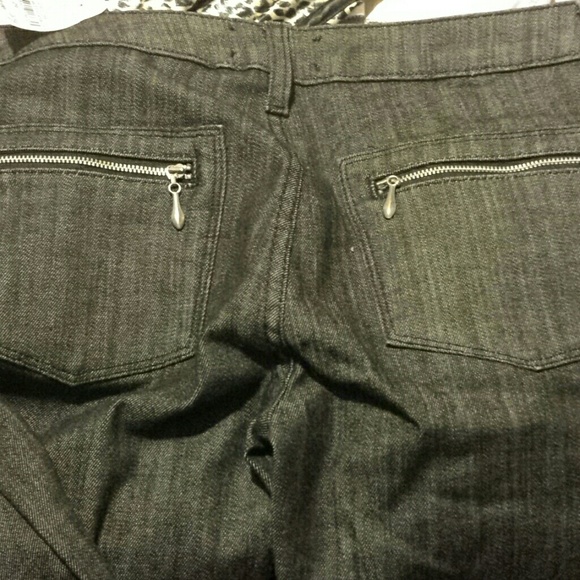 Imitations size 29 dark wash skinny jeans - Picture 2 of 3