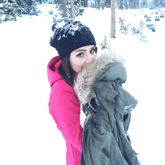 Meet your Posher, Victoria - Picture 1 of 1