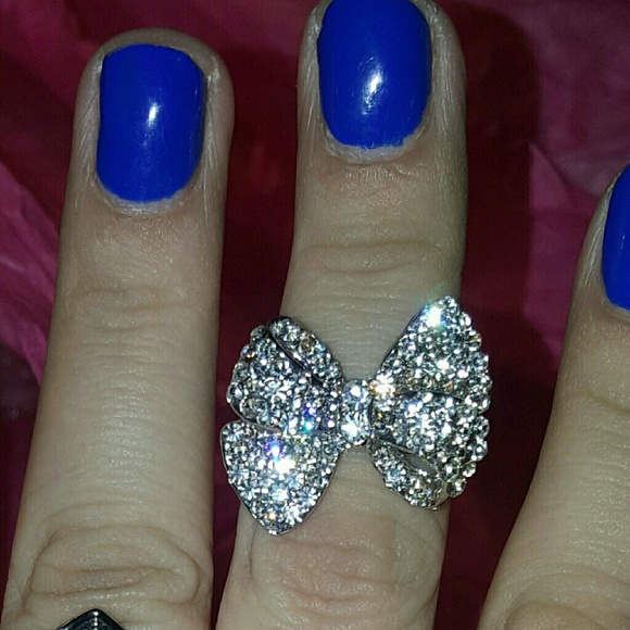 LAST DAY! 🚨CLOSET CLEAR OUT🚨 - Picture 3 of 3