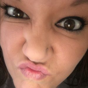 Meet your Posher, Bethany