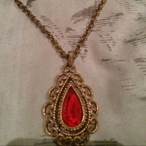 Long chain pretty necklace