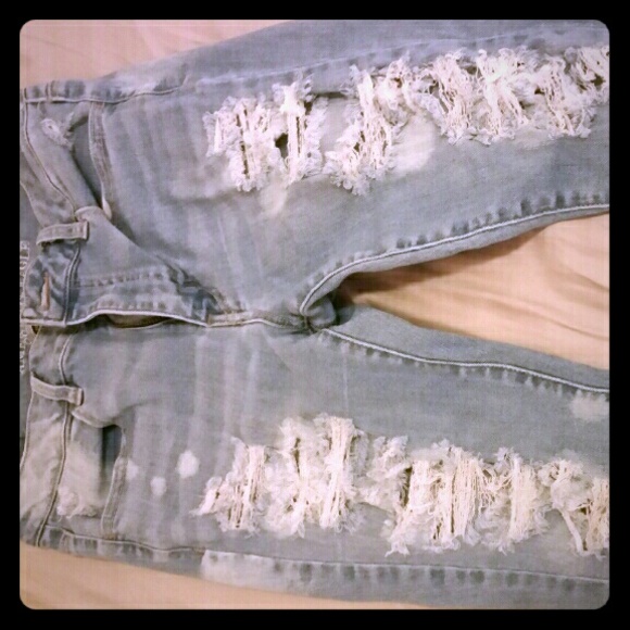 American Eagle AEO High Rise Distressed Denim