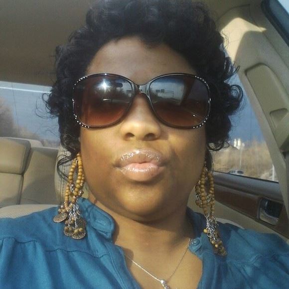 Meet your Posher, Shemeka