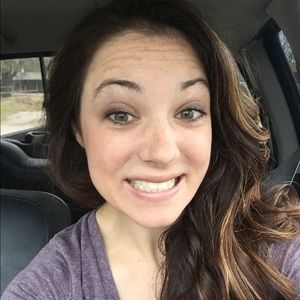 Meet your Posher, Carolyn