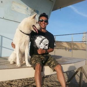 Meet your Posher, Louis