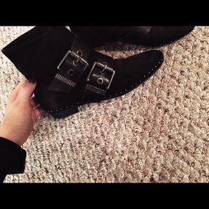 Luxury Rebel Suede Buckled boots
