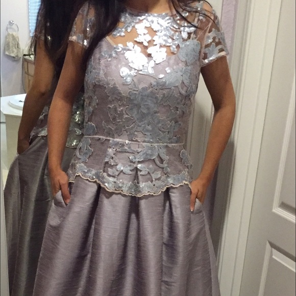 Adrianna Papell Cap Sleeve Sequin Gown - Picture 4 of 4