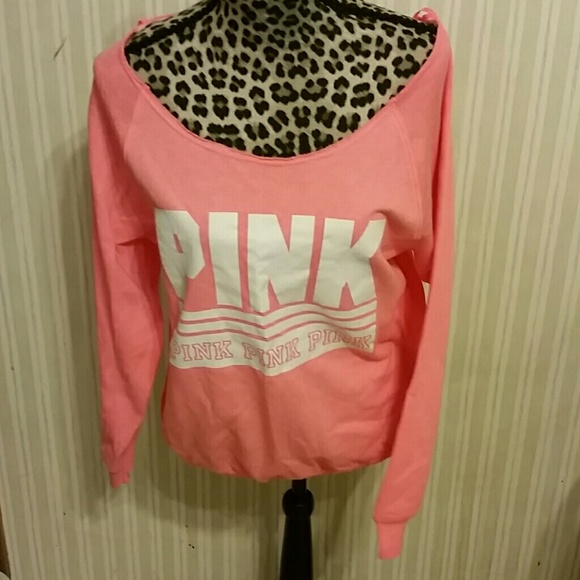 VS OFF THE SHOULDER - Picture 1 of 2