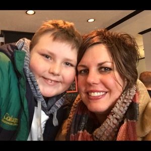 Meet your Posher, April