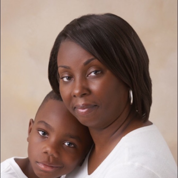 Meet your Posher, Jessica - Picture 1 of 1