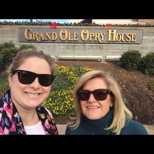 Meet your Posher, Karen