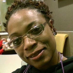 Meet your Posher, Melvia