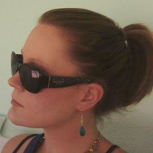 Meet your Posher, Lindsey