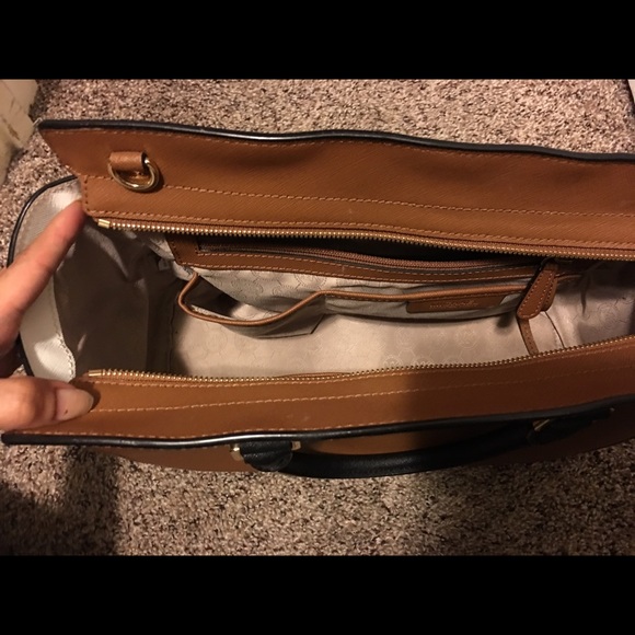 Sold❣ Michael kors Selma color block luggage - Picture 3 of 4