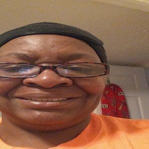 Meet your Posher, Shirley