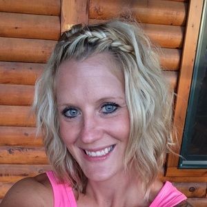 Meet your Posher, Leah