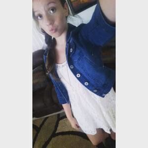 Meet your Posher, Alexis