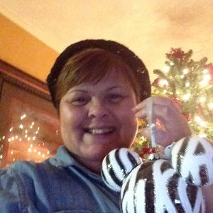 Meet your Posher, Janet