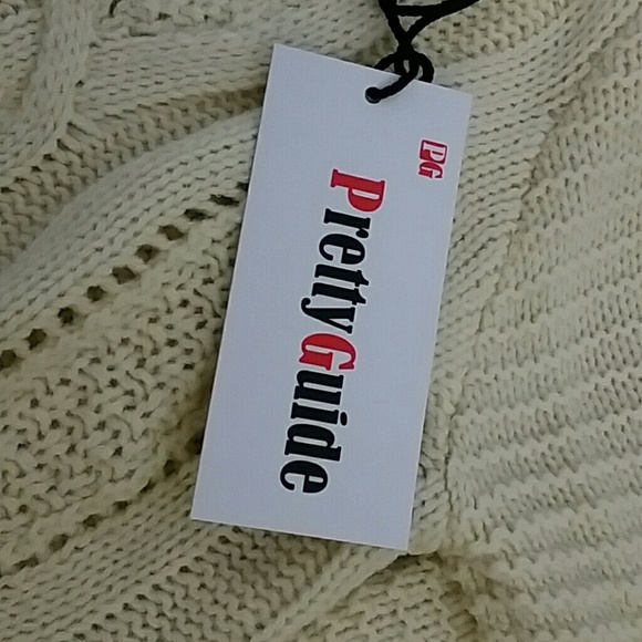 Cream sweater new with tags size small - Picture 3 of 3