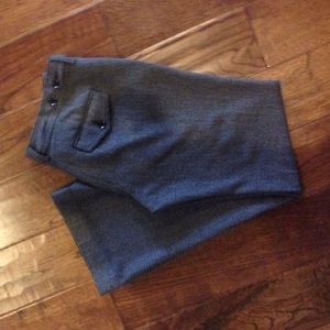 Express Columnist Barely Boot 4S