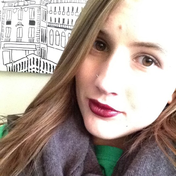 Meet your Posher, Kathleen - Picture 1 of 1
