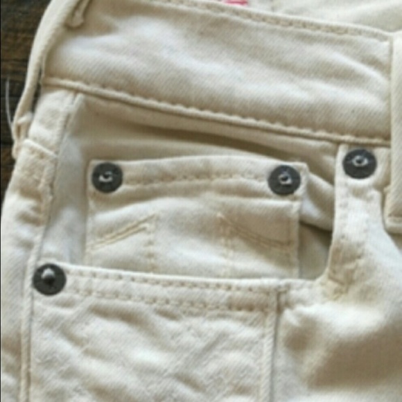 True Religion Women's Halle White Jeans Size 29 - Picture 3 of 4